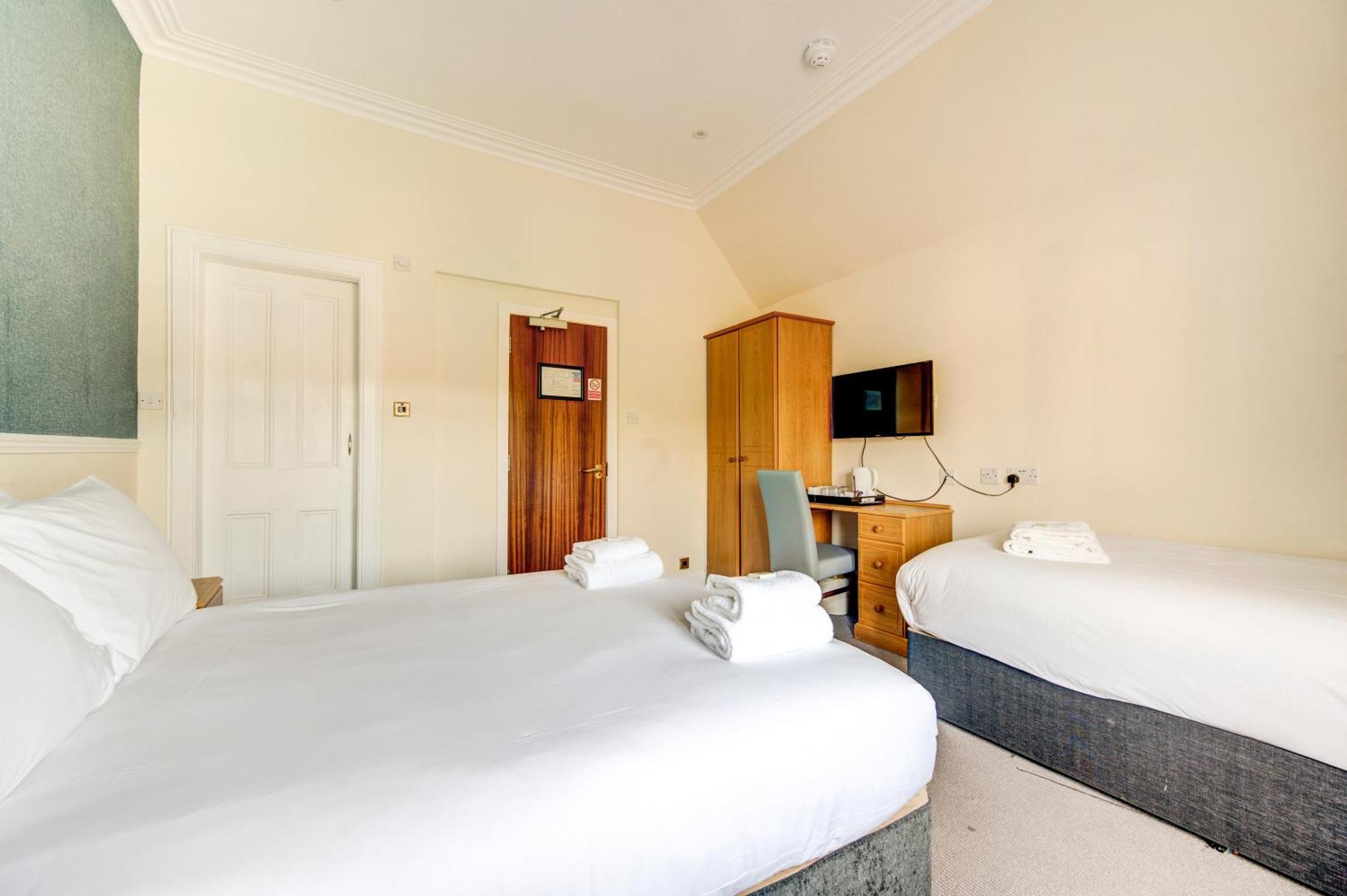The 3* Morar