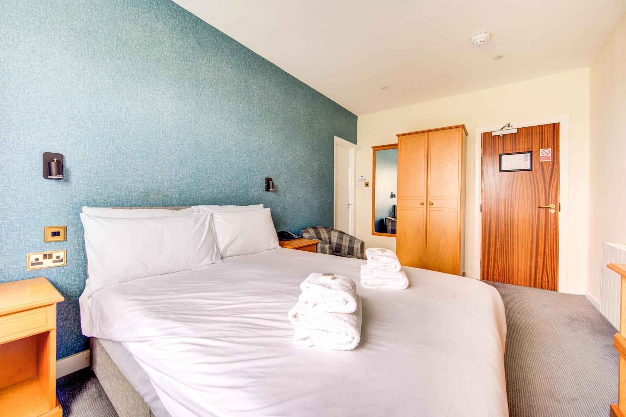The Hotel 3*